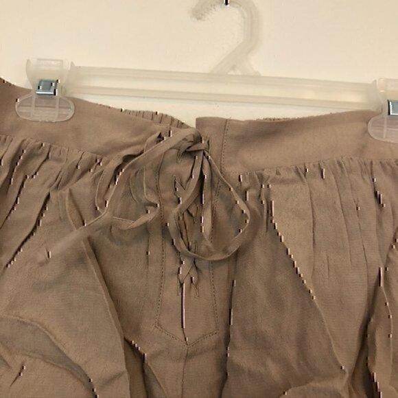 FOREVER 21 Lace Up Woven Short Solid Taupe Brown High Waisted Rise JUNIORS Small - Picture 4 of 10